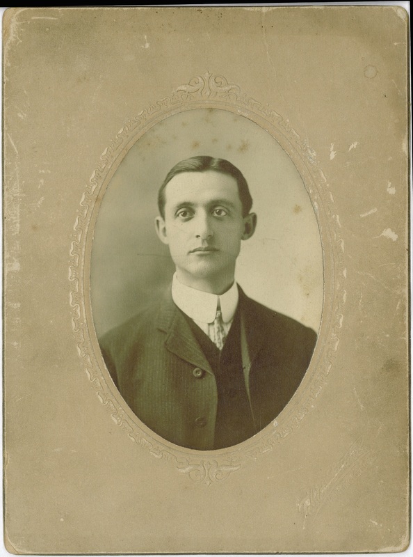 Old portrait photograph of Edwin A. Link, Sr.
